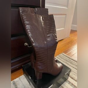 Torrid Size 10 knee high brown snake skin boots